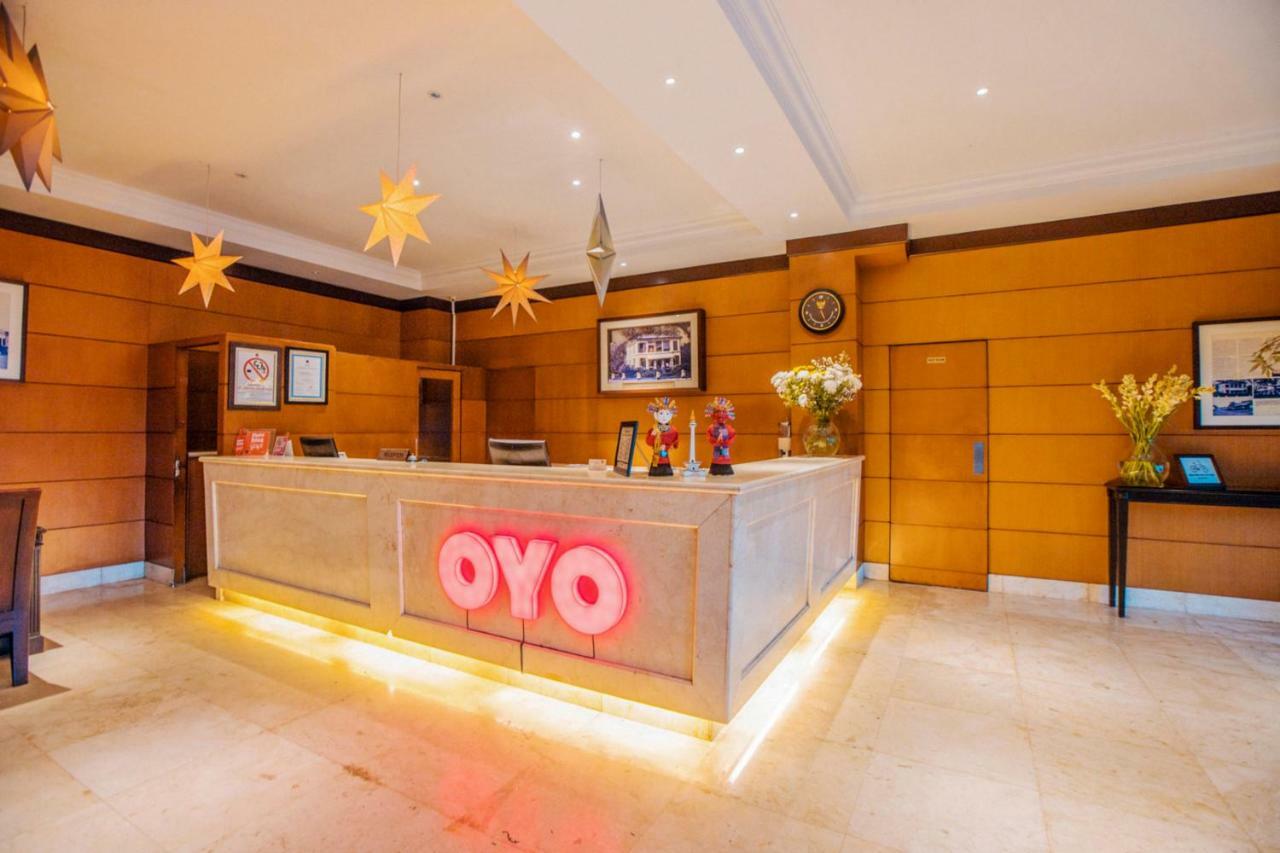 Capital O 534 Sriwijaya Hotel Jakarta Exterior photo